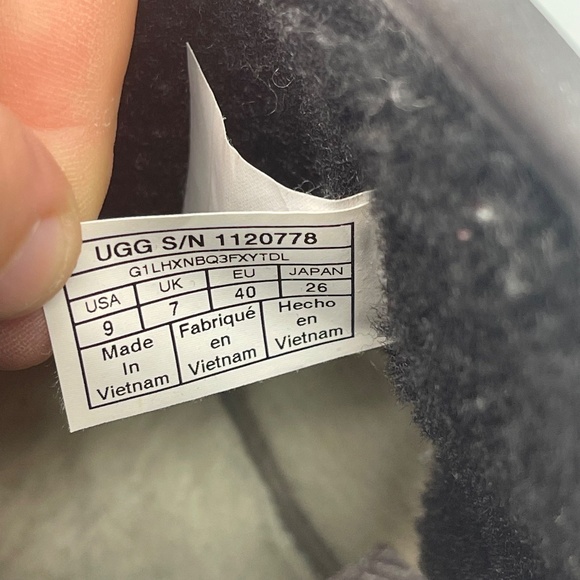 Women’s Classic Clear Mini Marble Ugg Logo size 9 - Picture 4 of 7